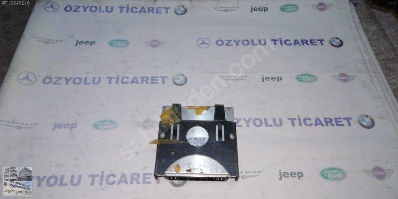 Mercedes w203 c serisi c320 motor beyni 0305455832 · fotoğraf 2