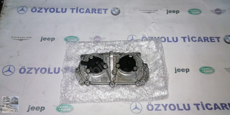 Mercedes W204 C serisi 274 motor eksantrik ön kapağı A2740150100 · fotoğraf 2