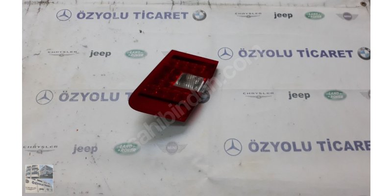 MERCEDES W212 E SERİSİ SAĞ BAGAJ STOPU 000901 · fotoğraf 2