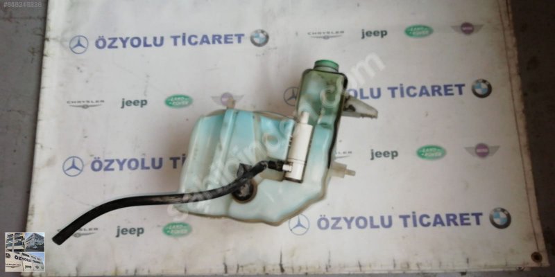 Mercedes w166 ml cam su bidonu A1668600860 · fotoğraf 2