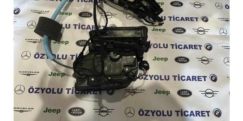 BMW X3 BMW G01 X3 G02 X4 Sağ Ön Kapı Kilidi 5121 9492094