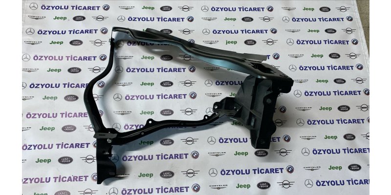 Mercedes E / E Coupé MERCEDES W212 E Makyajlı Sağ Far Yuvası A2126200600