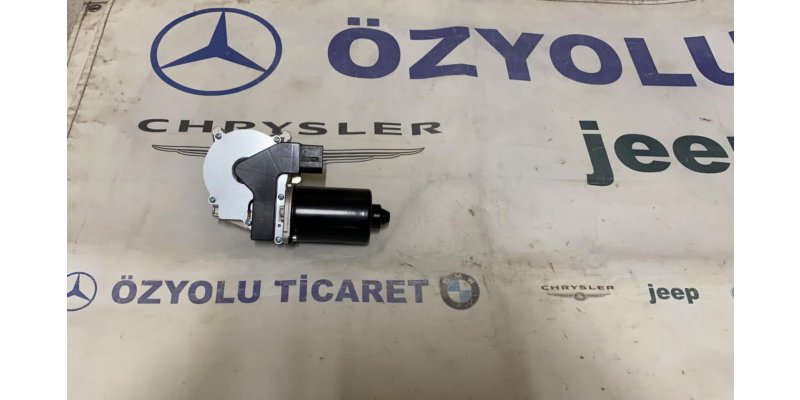 BMW 5-Serisi BMW E60 5 SERİSİ ÖN SİLGİ MOTORU 2003-2010 0010405