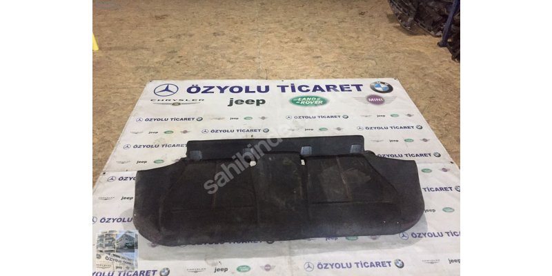BMW 1-Serisi BMW 1 SERİSİ F20 ARKA KOLTUK 0010783