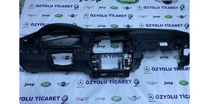 BMW 5-Serisi BMW F10 5 Serisi Ön Göğüs Torpido Siyah 51459277277 Çıkma Orjinal