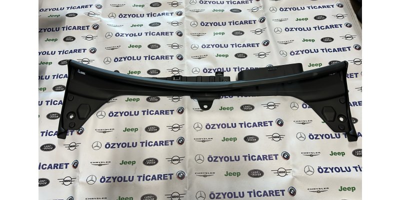 Mercedes C Mercedes W205 C Serisi Ön Panel Üst Plastik A2055000055