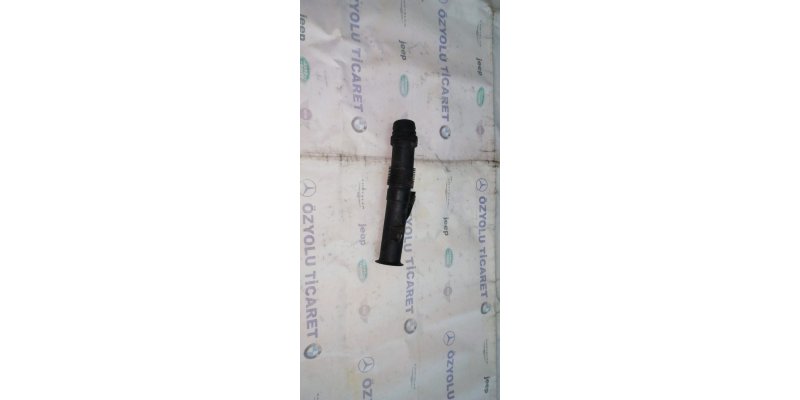 BMW i8 Bmw i8 hava fitre borusu 7649183