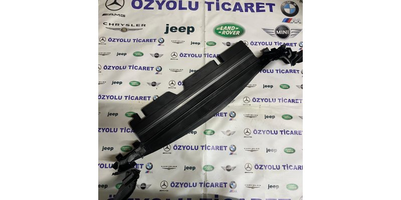 Mercedes C MERCEDES W205 Radyatör Alt Hava Kanalı A2055050730