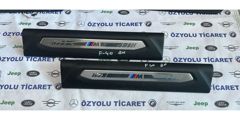 BMW 1-Serisi BMW F40 1 Serisi Ön Eşik Plastiği M Paket