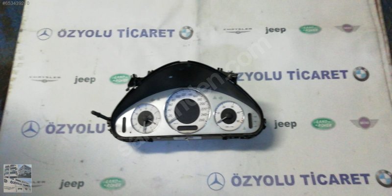 Mercedes E / E Coupé Mercedes w211 e serisi gösterge saati A2115404648