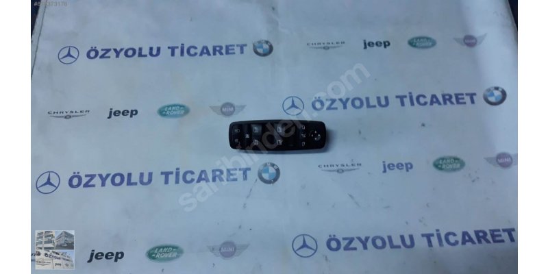 Mercedes B MERCEDES W169 B SERİSİ DÖRTLÜ CAM DÜĞMESİ 001054