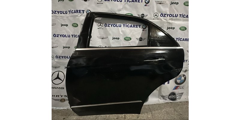 Mercedes E / E Coupé Mercedes W212 E Serisi Sol Arka Kapı 2009-2012