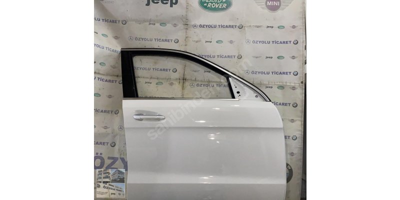 Mercedes GLS MERCEDES W166 GLS SAĞ ÖN KAPI BEYAZ 0010912