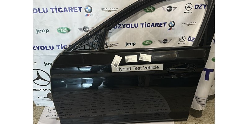 BMW 5-Serisi BMW G30 5 Serisi Sol Ön Kapı Hatasız Siyah