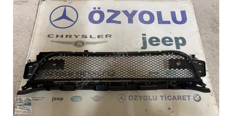 Mercedes CLA MERCEDES W117 CLA ÖN TAMPON ORTA IZGARA AMG 0010369