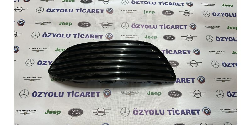 Mercedes C MERCEDES W205 C Exclusive Sol Sis Izgara A2058851523