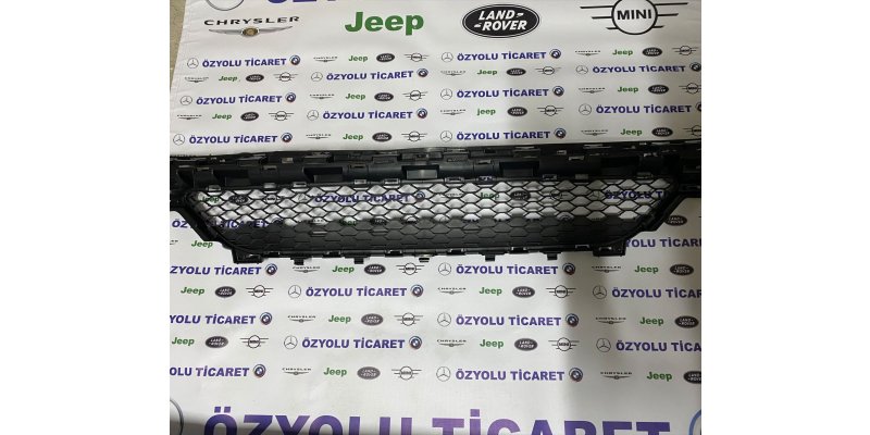 Mercedes C MERCEDES W205 Makyajlı Amg Tampon Orta Izgara A2058856204