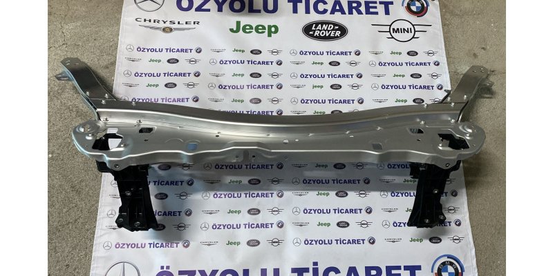 Mercedes CLS MERCEDES W257 CLS Ön Panel A2136206300