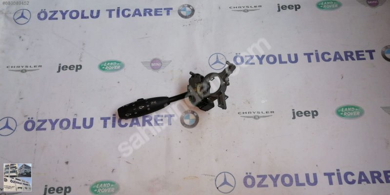 Mercedes B Mercedes w169 b serisi silecek kolu A169545001