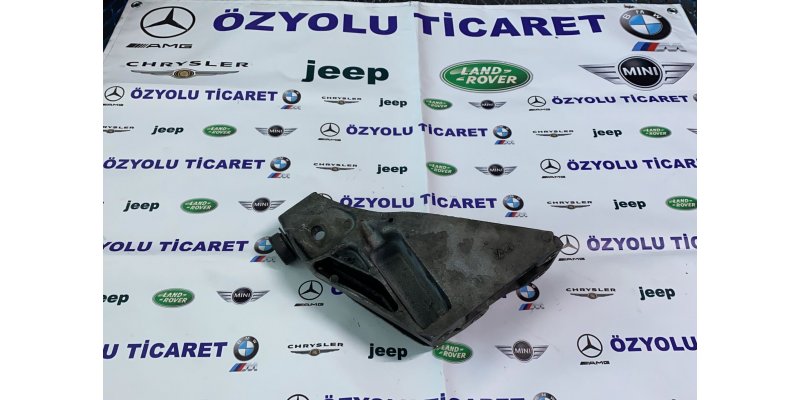 BMW X5 BMW E70 X5 3.0D M57 SAĞ MOTOR KULAĞI 2211 6772680
