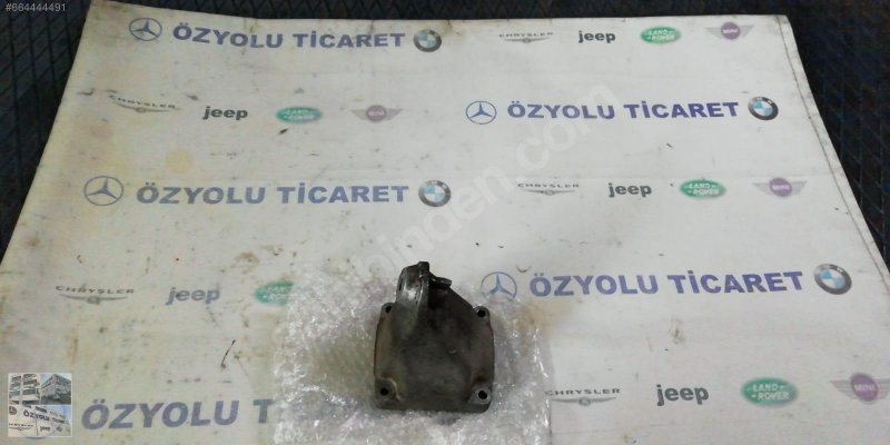 Mercedes C Mercedes w203 c serisi 271 motor kulağı A2712230804
