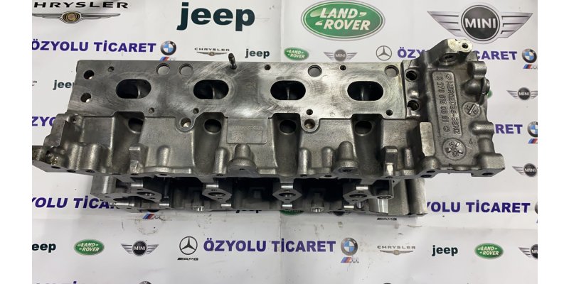 Mercedes A MERCEDES W176 A200 M270 MOTOR SİLİNDİR KAPAĞI R2700160601
