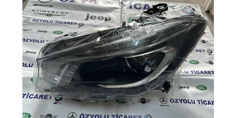 Mercedes CLA MERCEDES W117 CLA Sol Xenon Far A1179066300