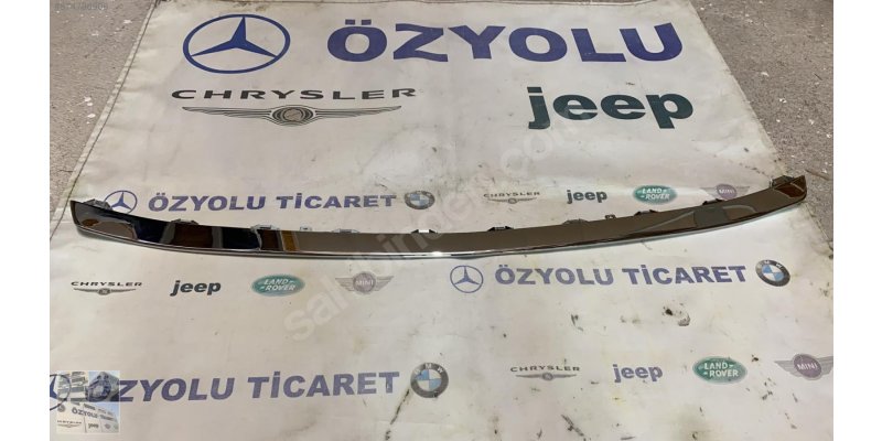 Mercedes E / E Coupé MERCEDES W212 E SERİSİ MAKYAJLI ÖN TAMPON ORTA NİKELAJI 0010380