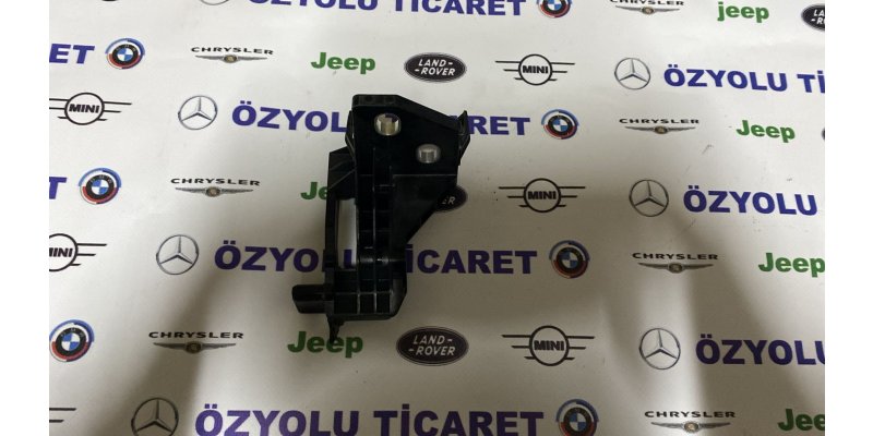 Mercedes C MERCEDES W205 Sağ Radyatör Braketi A2055014420
