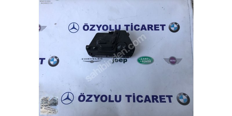Mercedes S MERCEDES S W220 SAĞ KOLTUK HAREKET DÜĞMESİ 2208218451