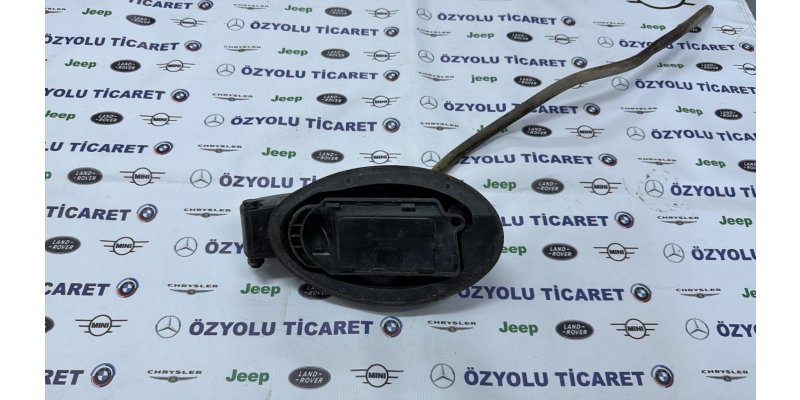 Mercedes E / E Coupé Mercedes W207 E Coupe Depo Kapağı Mekanizması A2076300167