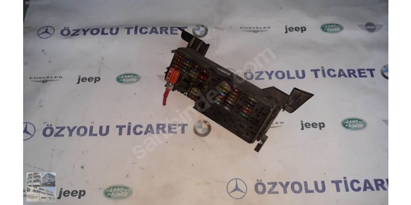 Mercedes ML Mercedes w164 ml siğorta tablası A1645400272