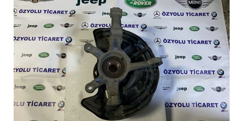 Mercedes A MERCEDES W176 A SERİSİ SAĞ ÖN TAŞIYICI