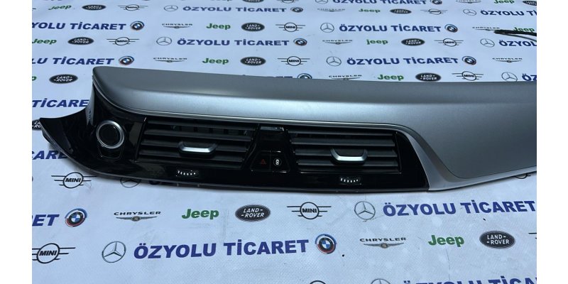BMW 5-Serisi BMW G30 Kalorifer Orta Izgara Mazgal 9329579