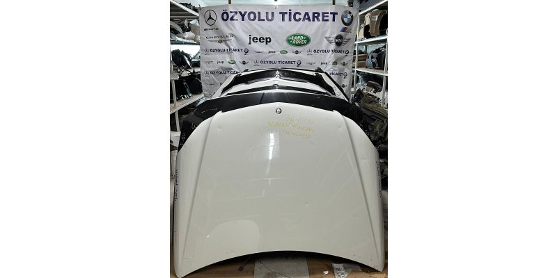 Mercedes C Mercedes W204 Makyajlı Beyaz Motor Kaput