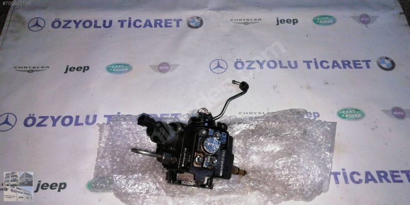 Land Rover Range Rover Range Rover Evoque 2.2 (DİESEL) yakıt pompası 0445010139