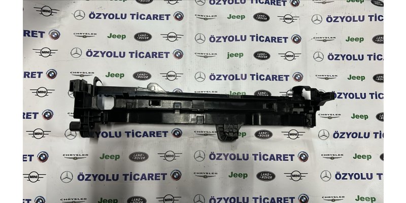 Mercedes C Mercedes W205 Benzinli Sağ Radyatör Braketi A0995042418