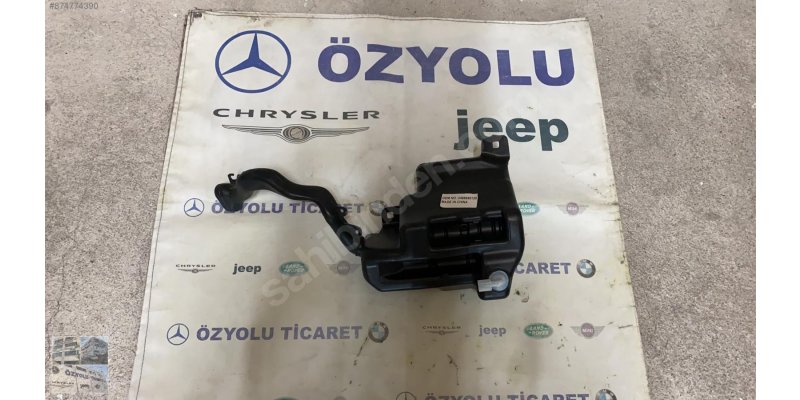 Mercedes CLA MERCEDES W117 CLA CAM SU BİDONU 0010360