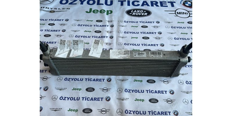BMW M6 BMW F06-F12-F13 M6 Motor Yağ Radyatörü 1721 2284620