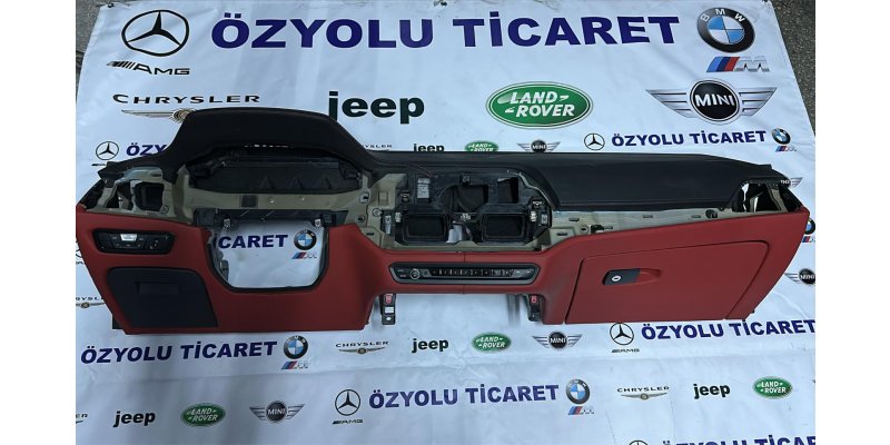 BMW M4 BMW G82 M4-G80 M3 Siyah Kırmızı Head Up Göğüs