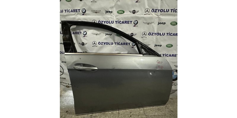 Mercedes E / E Coupé Mercedes W212 E Serisi Sağ Ön Kapı Gri 2009-2016